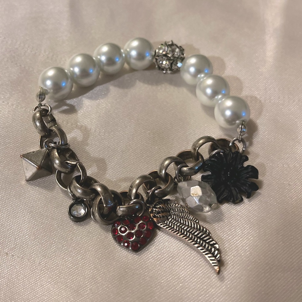 Beaded bracelet